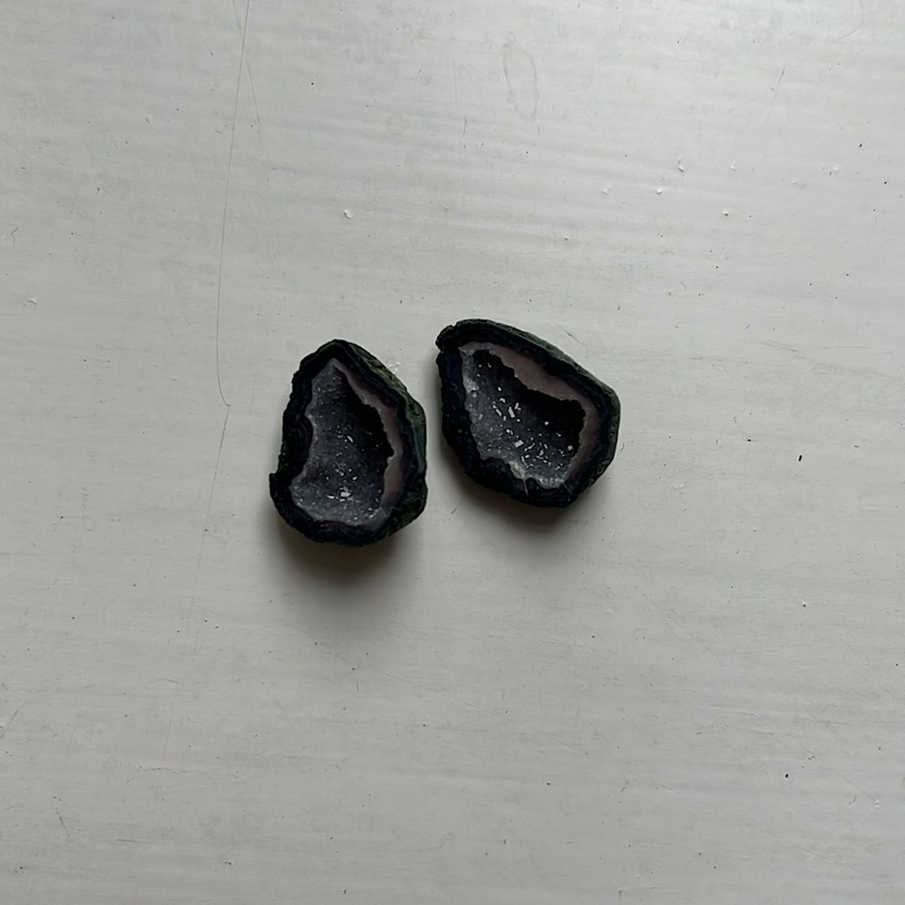 2 sets of geodes- perfect for jewelry making